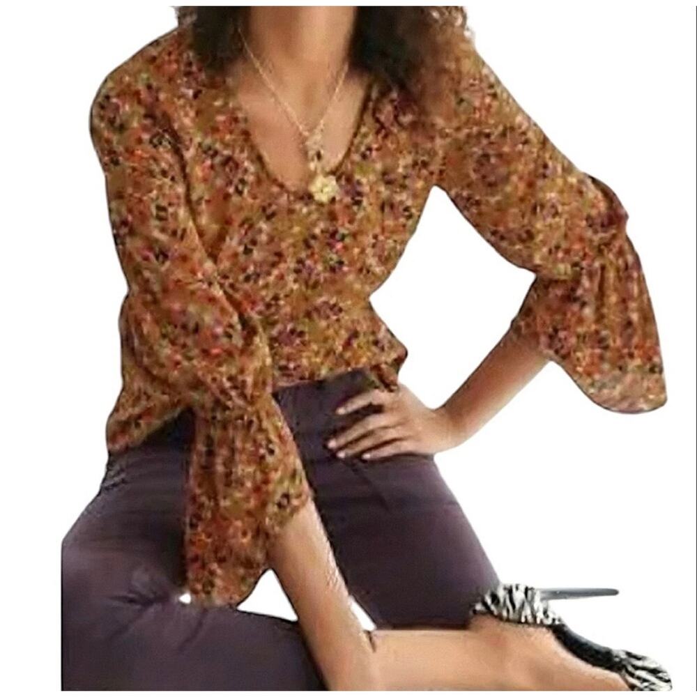 Cabi Burnished Golden Floral Bell Sleeve Blouse Style 4042 Size M Feminine